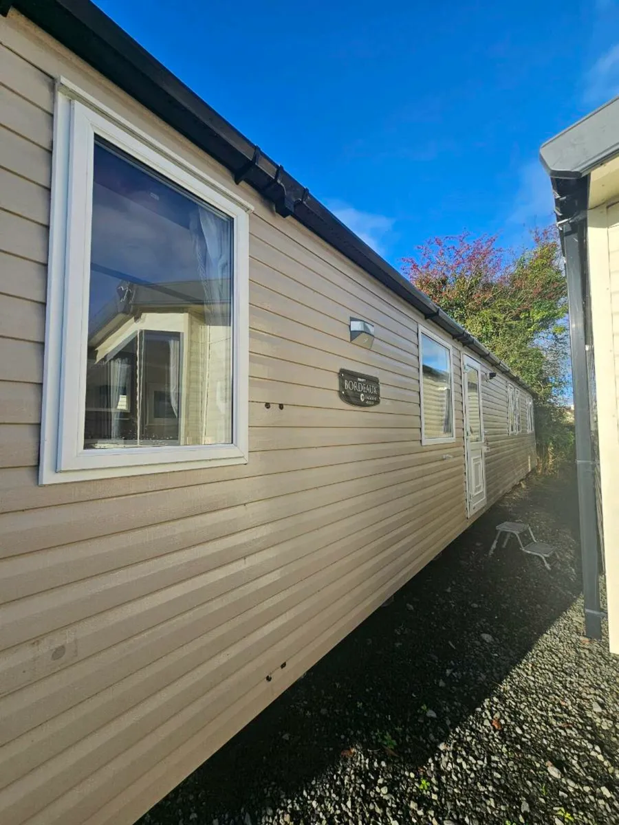 Swift Bordeaux - Image 2