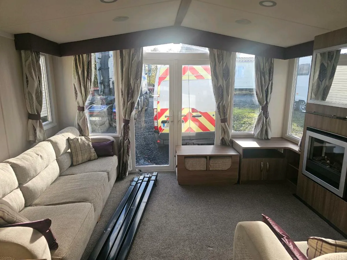 Swift Bordeaux - Image 3