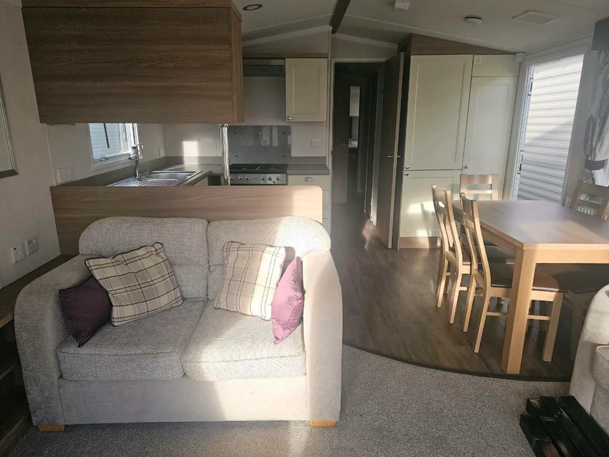 Swift Bordeaux - Image 4