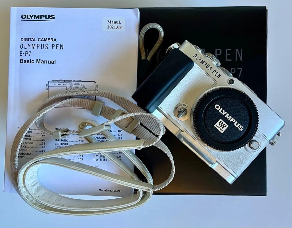 Olympus E-P7 M43 Camera - Image 1