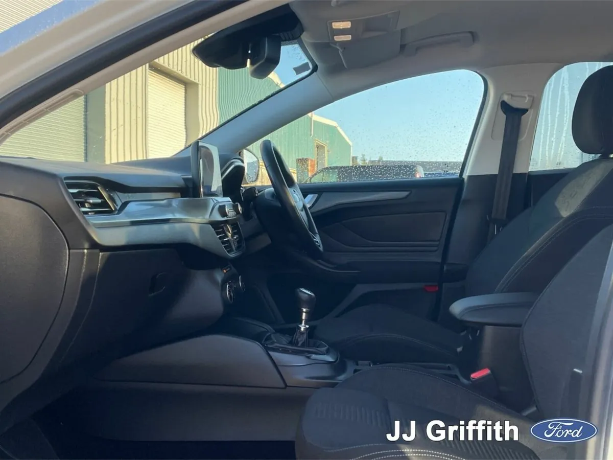 Ford Focus 1.0T EcoBoost Hybrid 125PS Active - Image 4