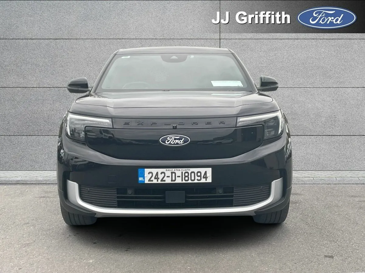 Ford Explorer Premium 77kWh Extended Range RWD - Image 4