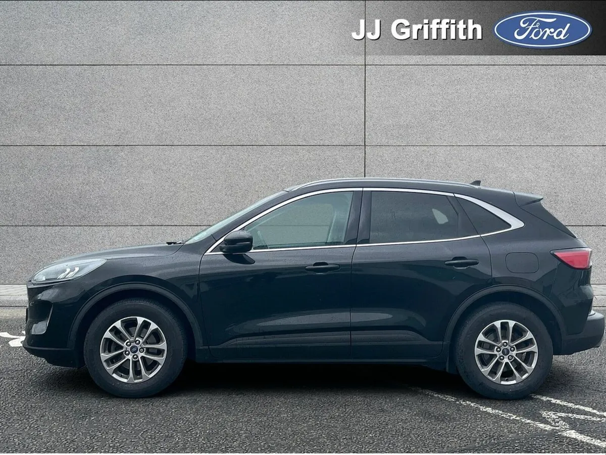 Ford Kuga 1.5 EcoBlue 120PS Titanium - Image 3