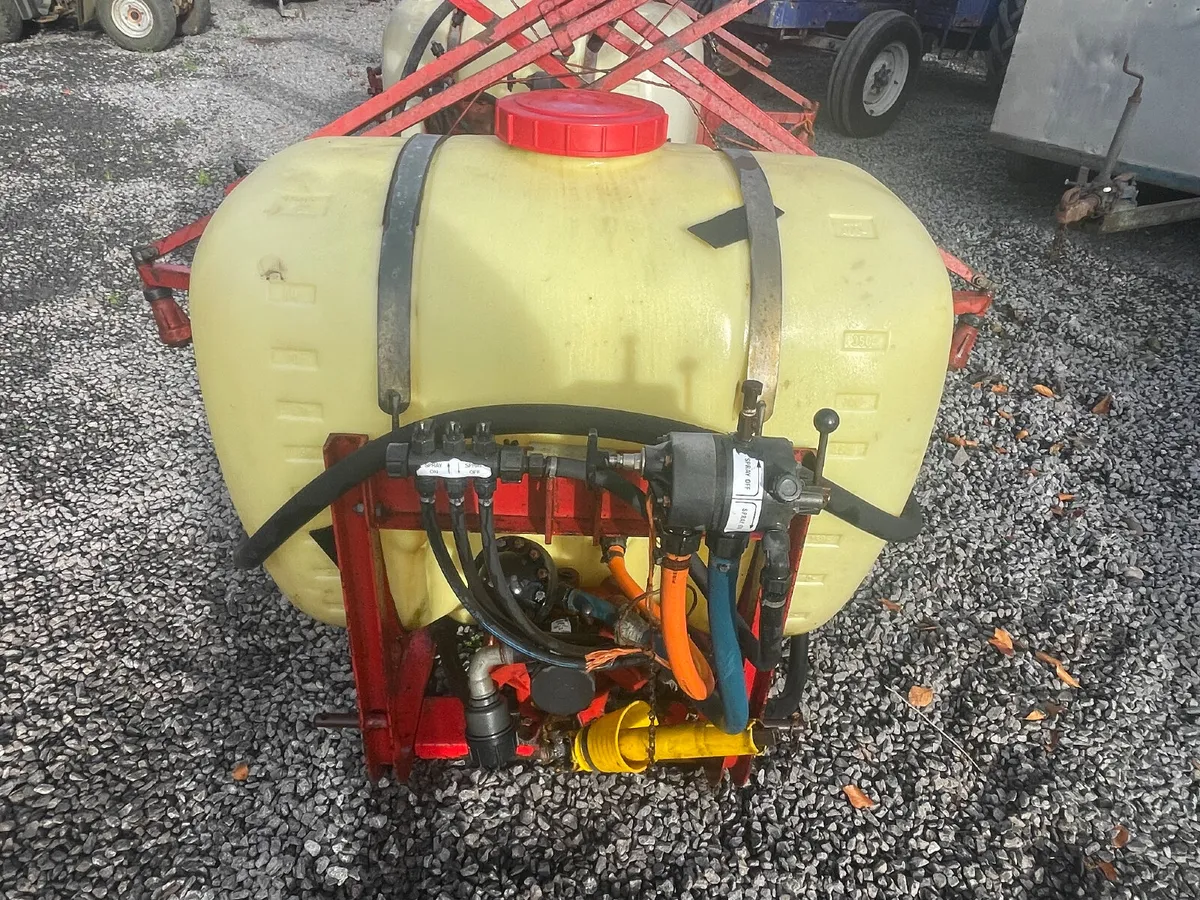X2 hardi 88 gallon sprayers - Image 4
