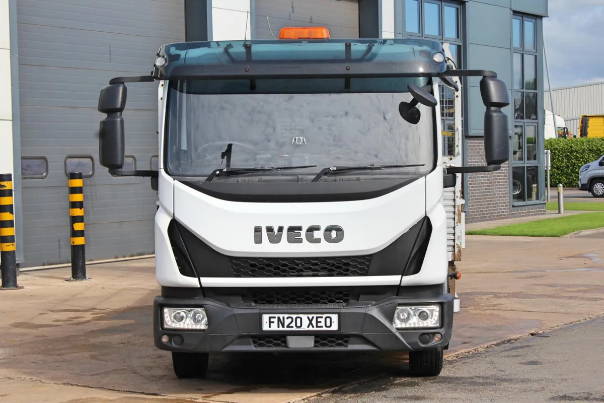 2020 (20) IVECO 120-210L 4X2 BEAVERTAIL (EURO 6) - Image 3