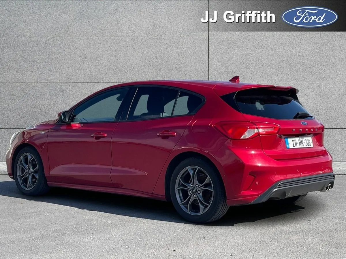 Ford Focus 1.5 TDCi 120PS ST-Line - Image 2