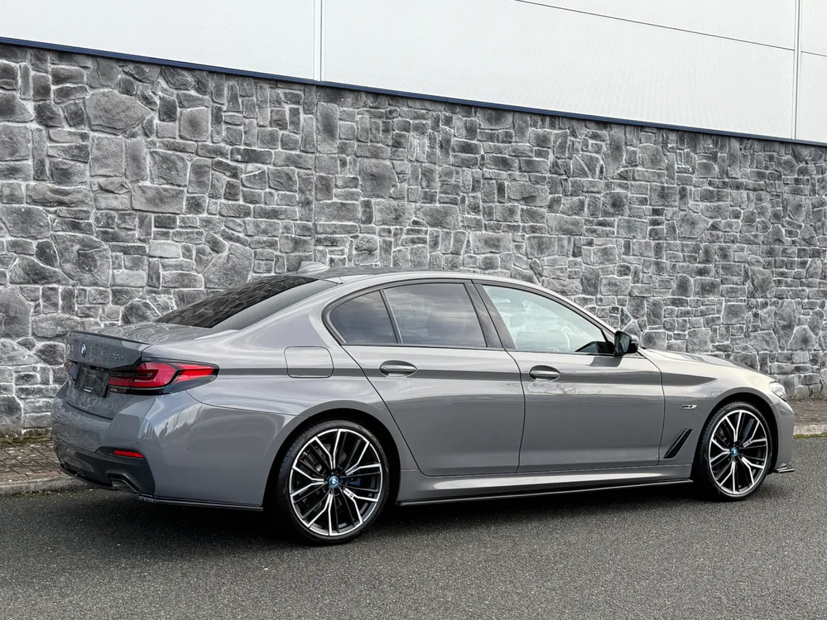 2022 BMW 530e M Sport Pro G30 LCI Auto FSH - Image 3