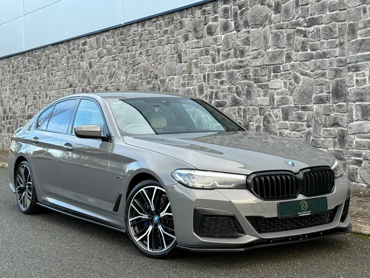 2022 BMW 530e M Sport Pro G30 LCI Auto FSH - Image 1