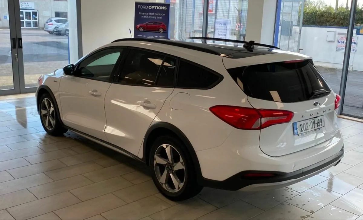 Ford Focus 1.0 Ecoboost 125PS Titanium - Image 3