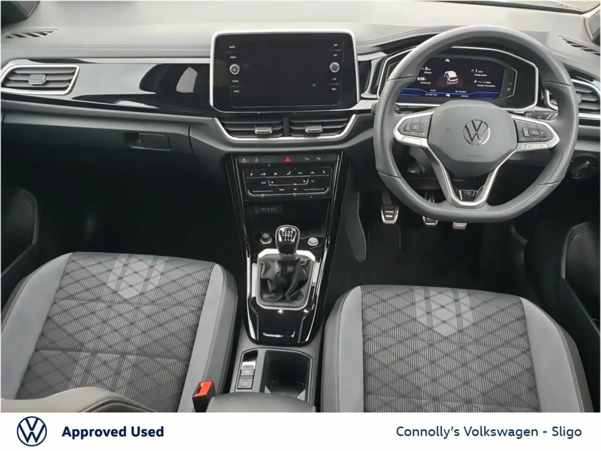 Volkswagen T-Roc RLINE 75 1.0TSI 116HP - Image 3
