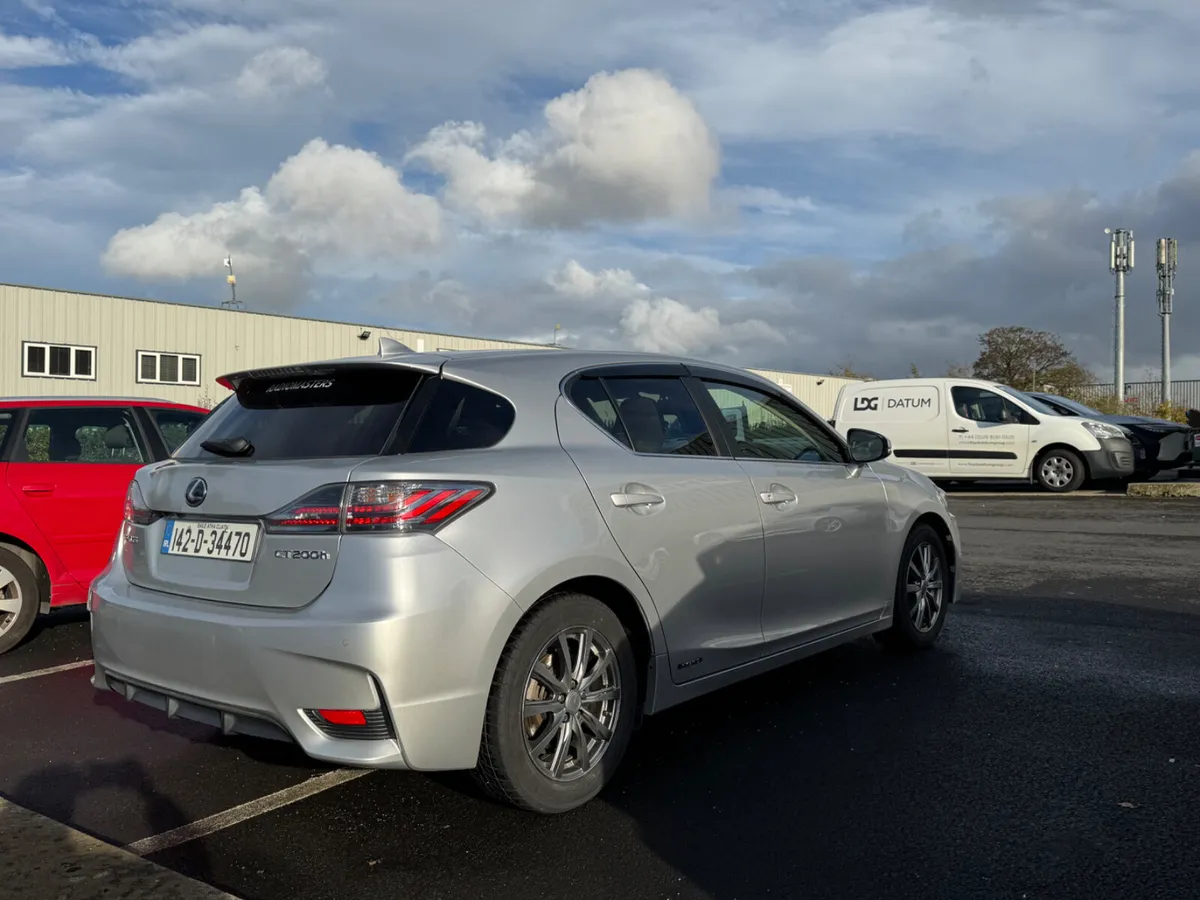 Lexus CT 2014 - Image 3