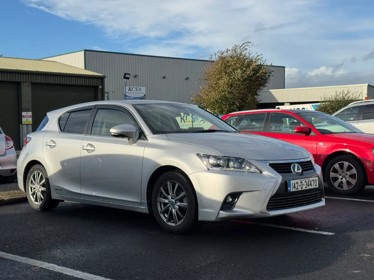 Lexus CT 2014 - Image 4