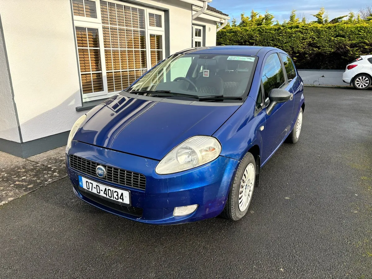 Punto 1.2L Petrol Just NCT Passed & Full Service - Image 4
