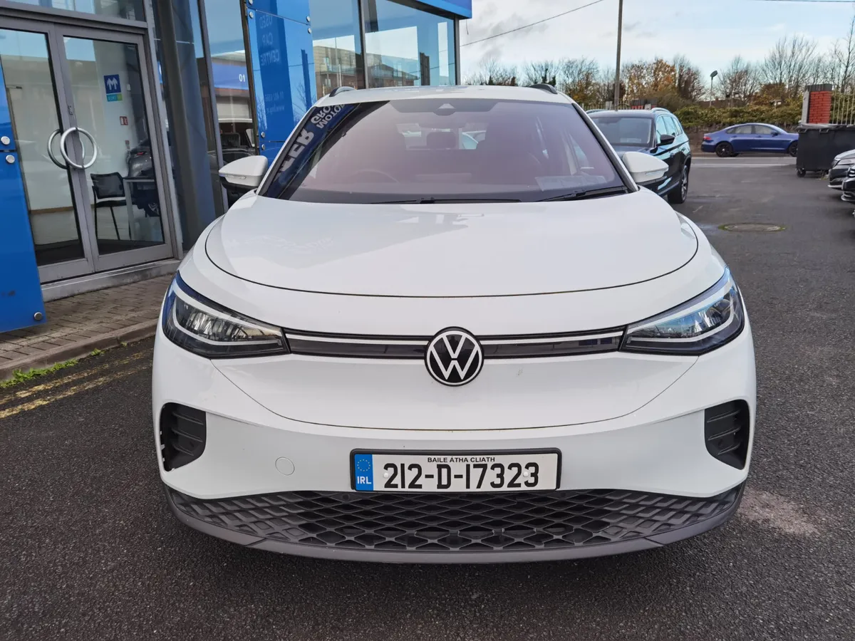 VOLKSWAGEN ID.4 77KWH PRO LIFE AUTO 204BHP - Image 2