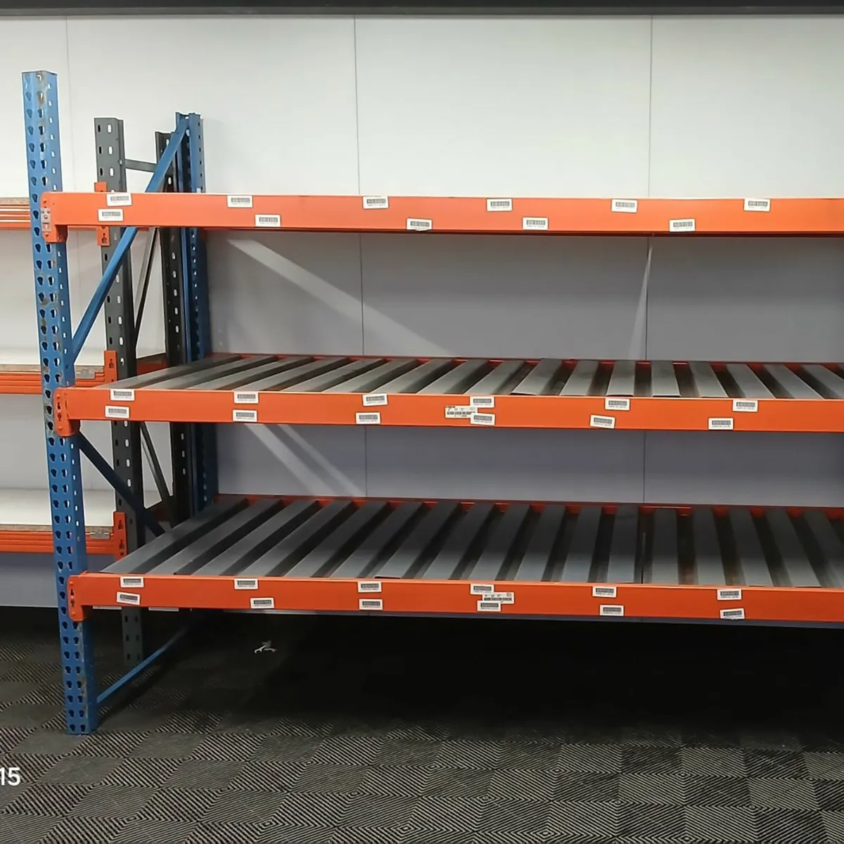 3.2m Used Garage Shelving (ref:LS033) - Image 2