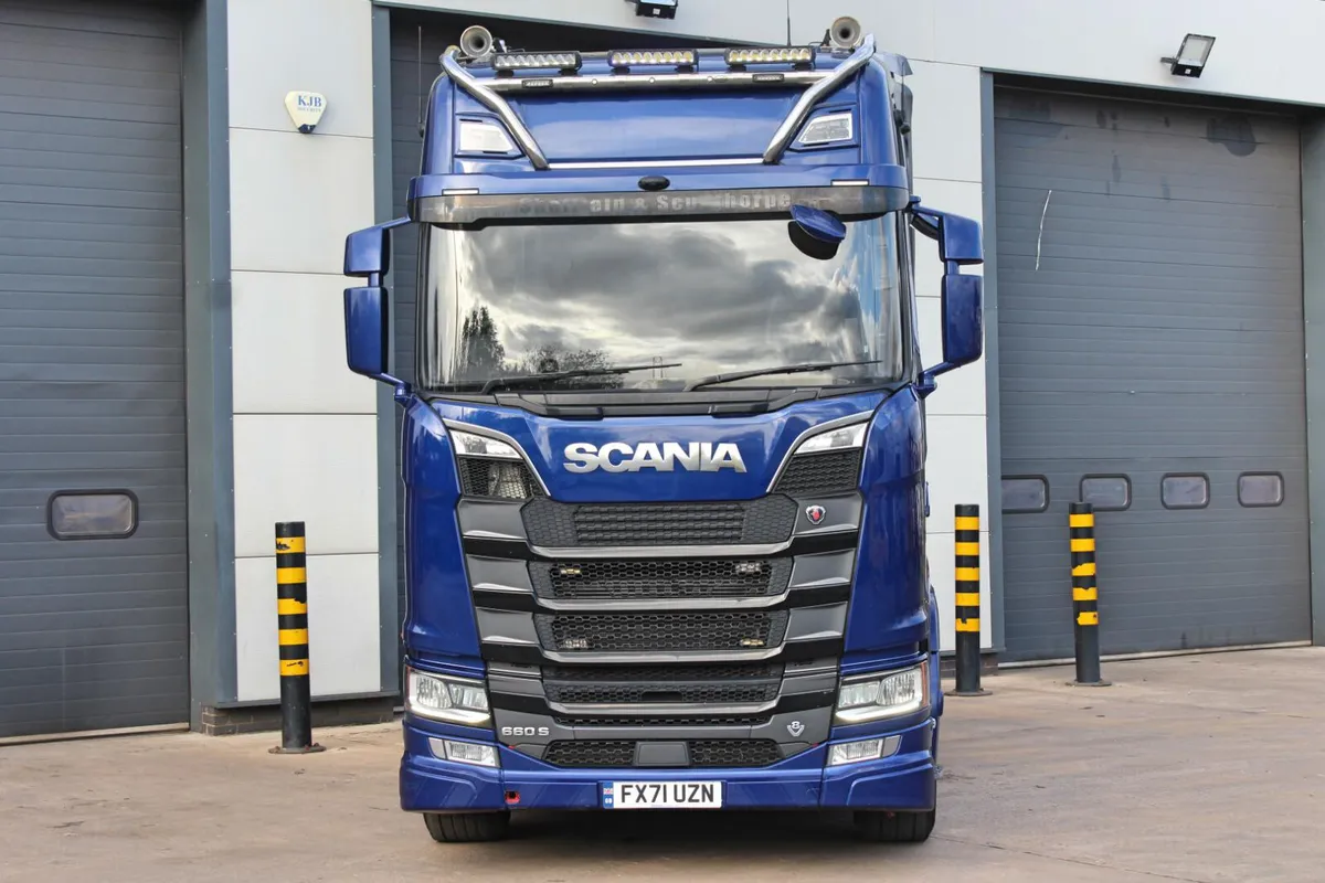 2021 (71) SCANIA 660S 6X2 TRACTOR UNIT (EURO 6) - Image 3