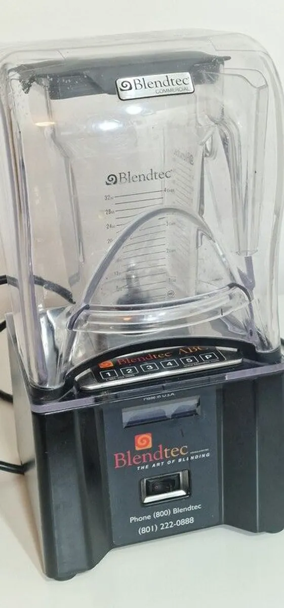 BLENDTEC Commercial Blender - Image 2