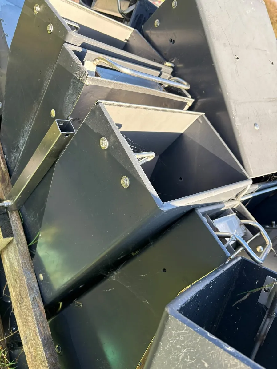 Free Batch Feeders - Image 4