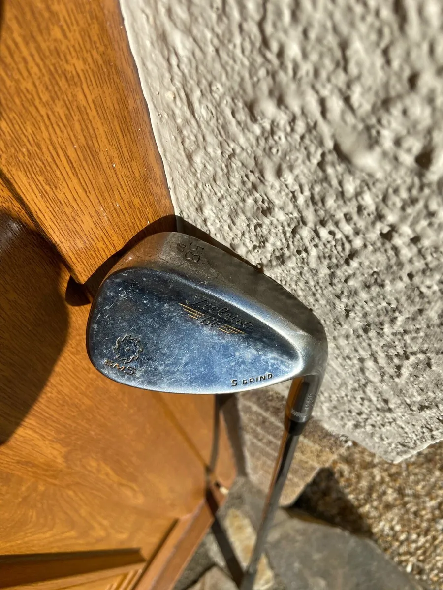 Titleist.   58. Degree. Wedge - Image 1