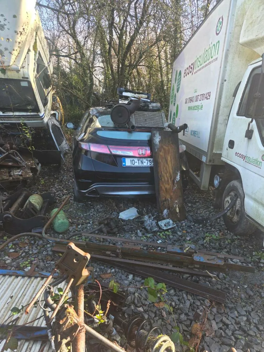 Honda civic parts - Image 2