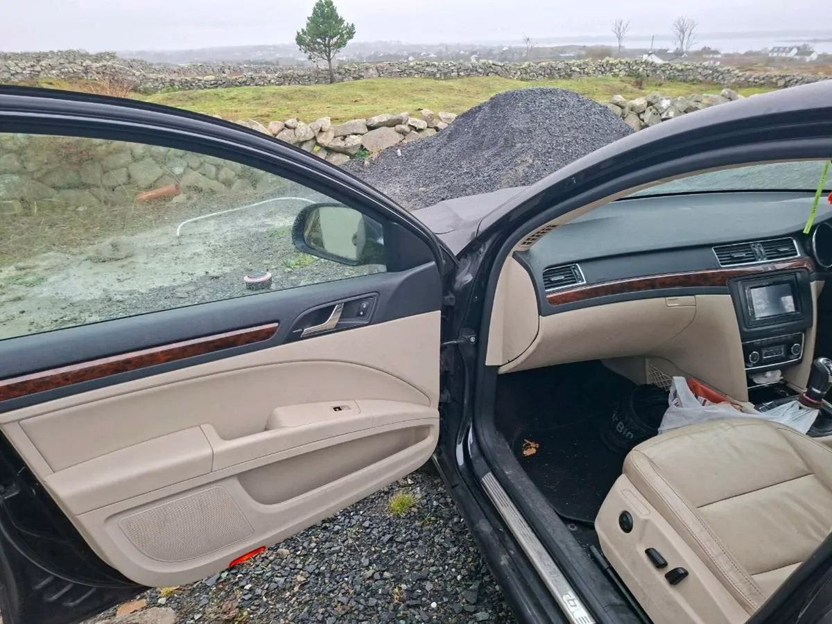 Skoda Superb - Image 4