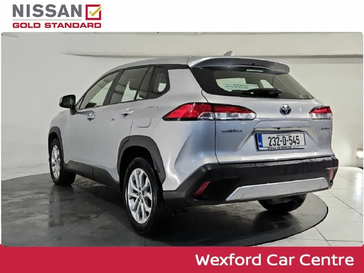 Toyota Corolla Cross 1.8 Hybrid Luna - Image 4