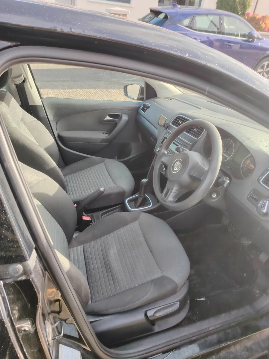 Volkswagen Polo 2011 - Image 4