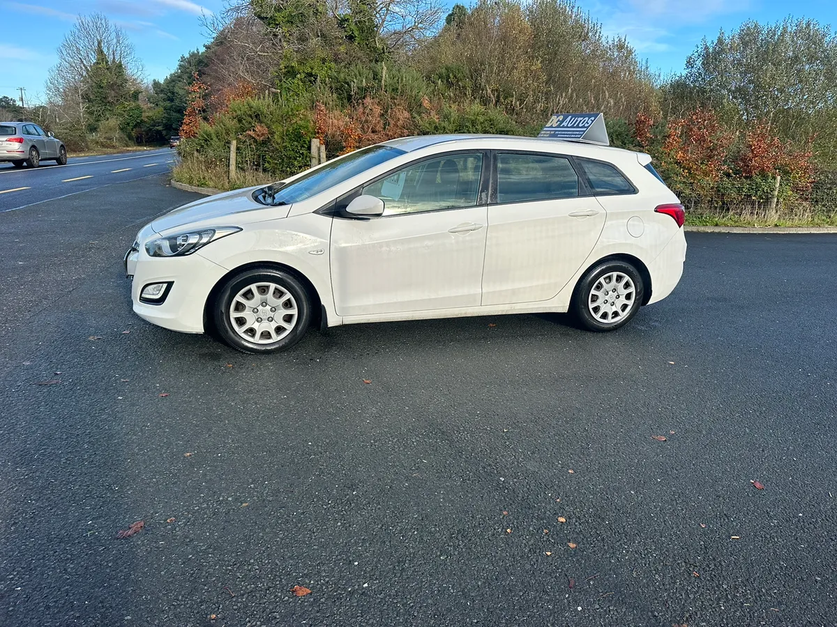 13 HYUDAI 130 Diesel - Image 2