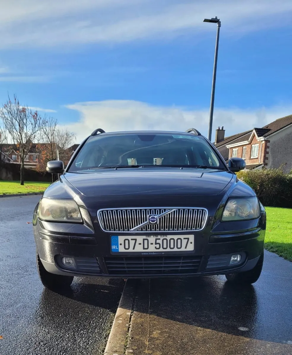 Volvo V50 2007 - Image 2
