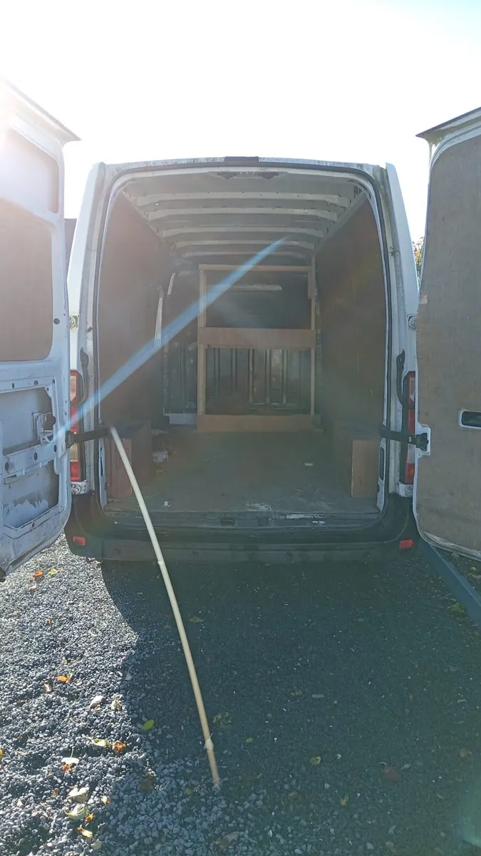 Renault master LWB high top - Image 4
