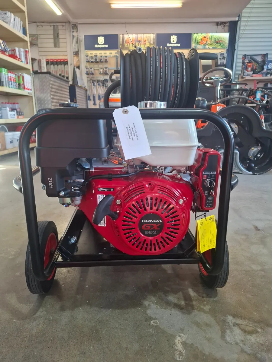 Power washer - Image 1