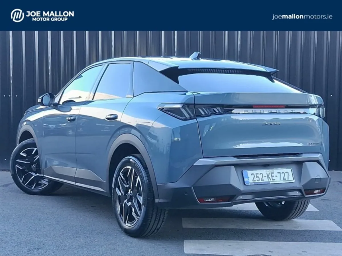 Peugeot 3008 1.2 MHEV 145bhp eDCS6 Allure - Image 2