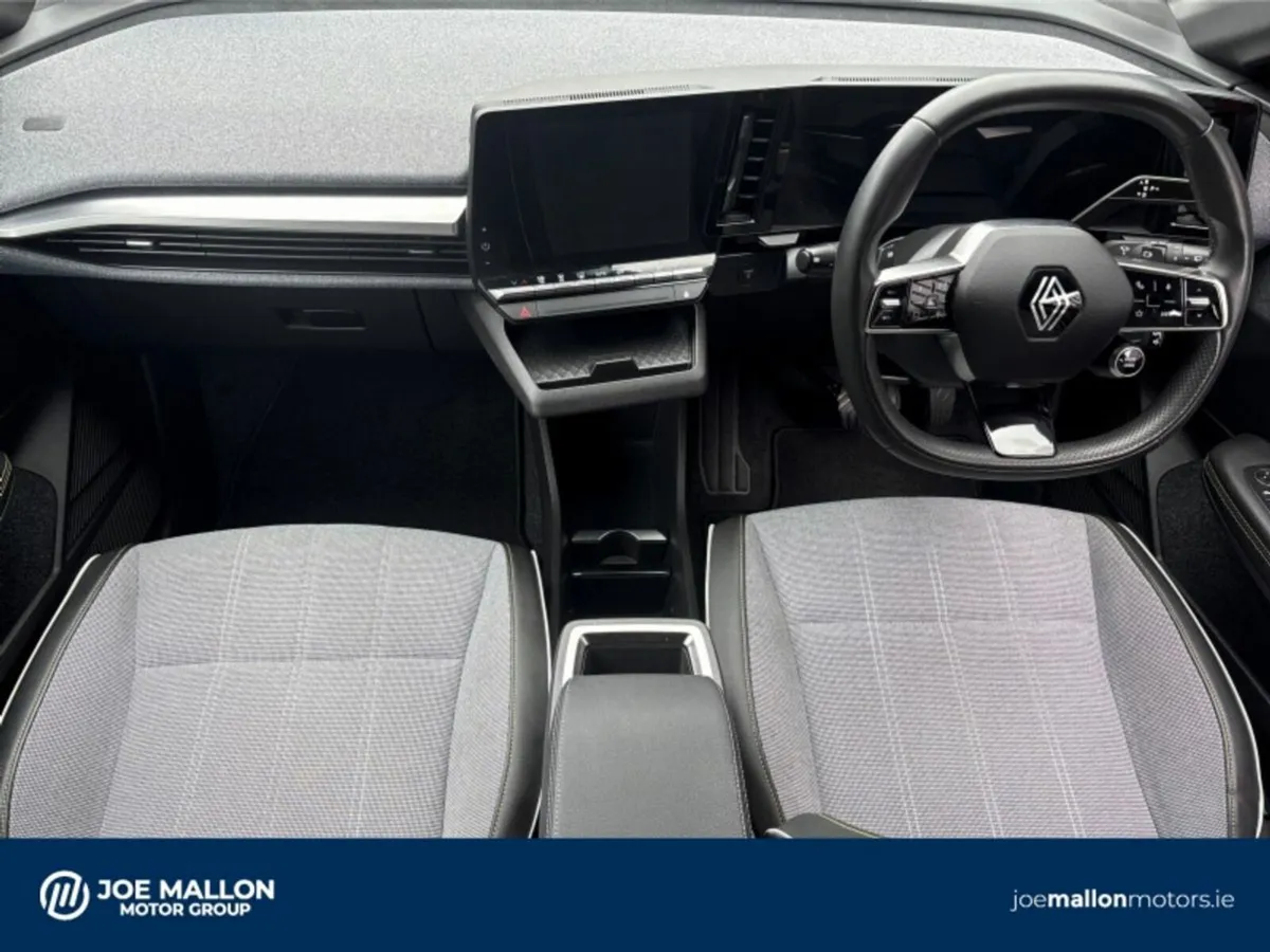 Renault Megane E-Tech EV60 220hp Techno - Image 4