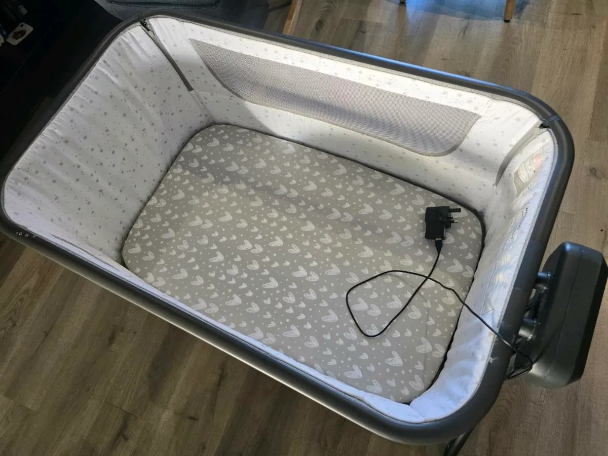 Bedside Crib Electric Swing-Baby Elegance Co-Glide - Image 3