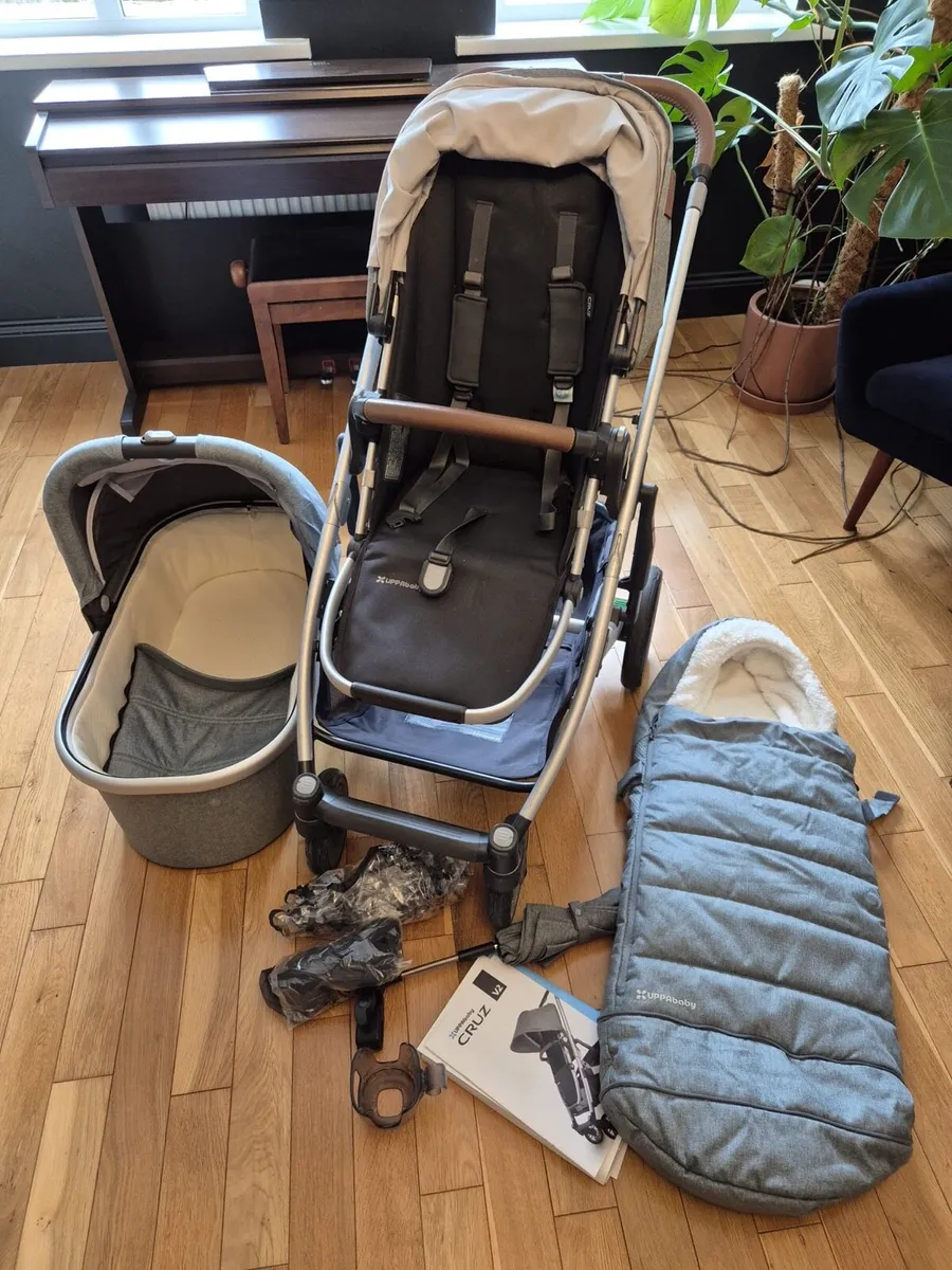 UppaBaby Pushchair with Carrycot - Image 1