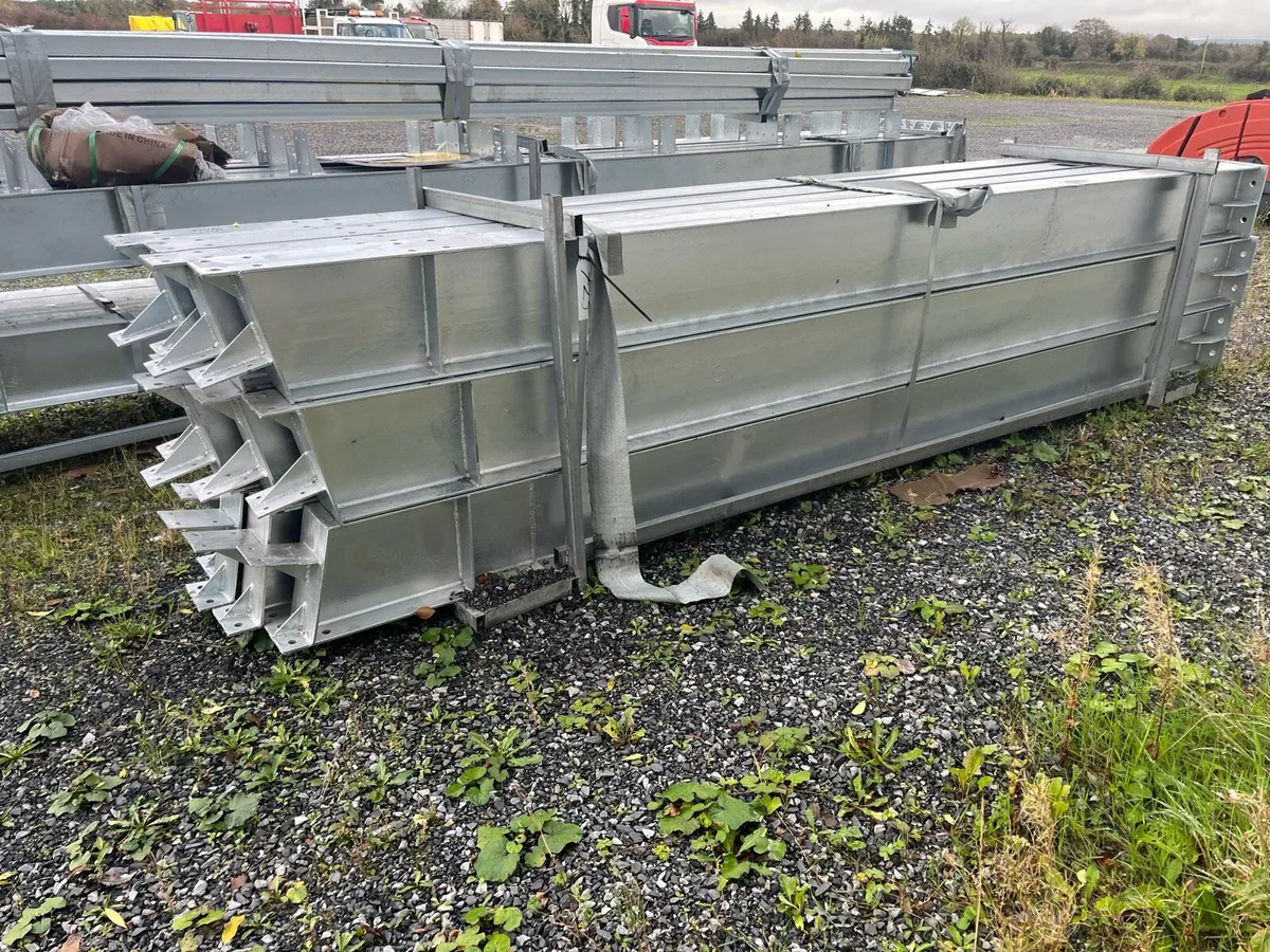 New 100x50 x15 ft high - Image 2