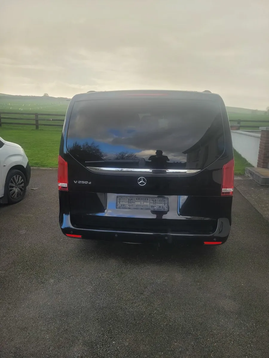 Mercedes V 250d - Image 2