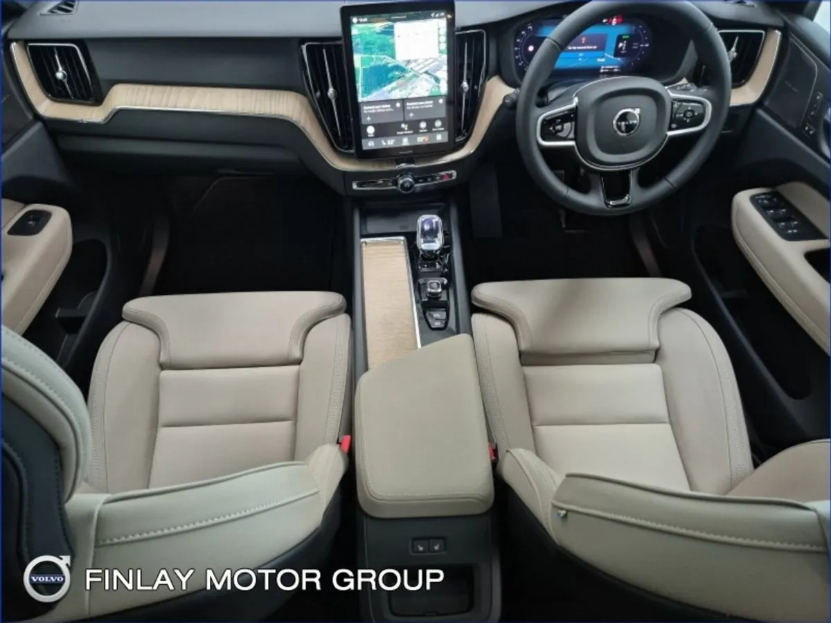 Volvo XC60 Plus Dark PHEV AWD 355HP Demo - Image 2
