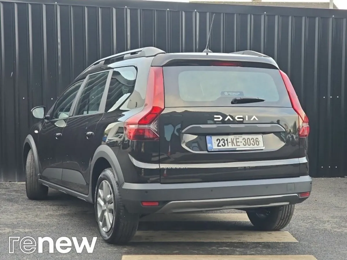 Dacia Jogger TCe 110 Expression (7 Seater) - Image 2