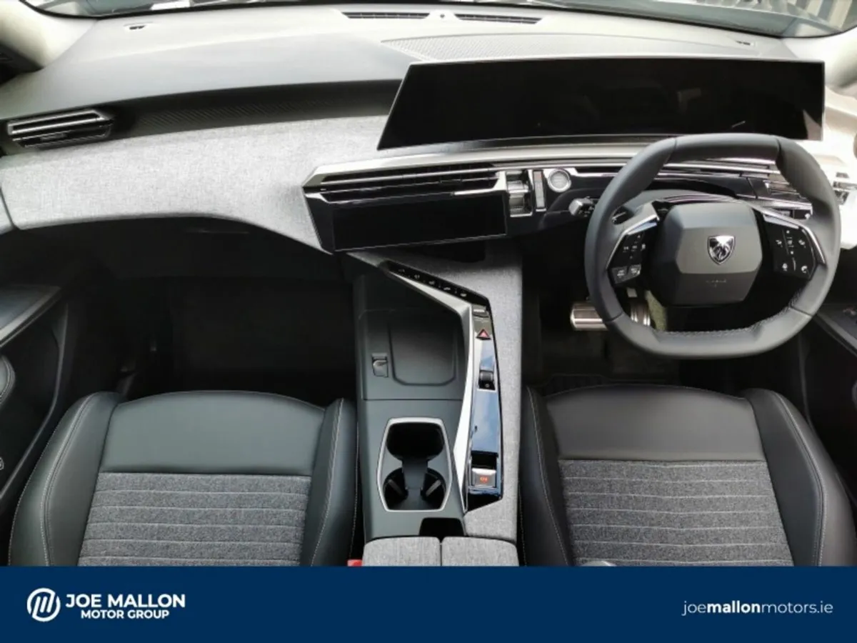 Peugeot 3008 1.2 Allure Hybrid. 136 BHP AUTO - Image 4