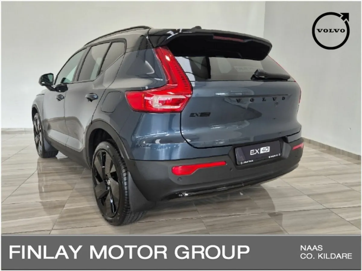 Volvo EX40 Plus Black Edition single motor - Image 4