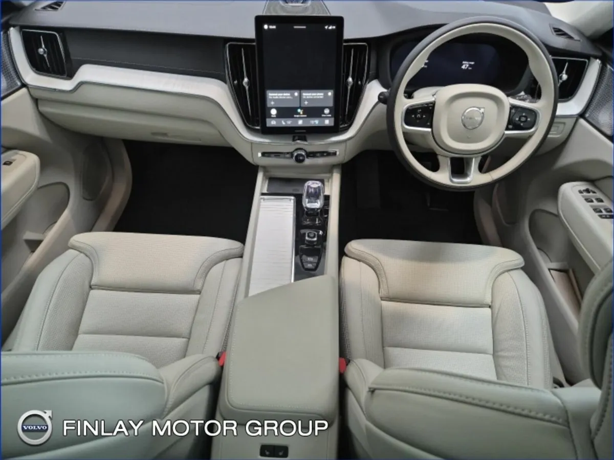 Volvo XC60 T6 Ultimate Dark MY26 AWD Massage seats - Image 3