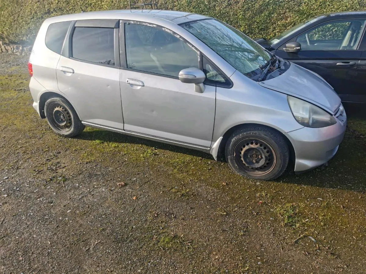 07 Honda Jazz Fit Auto - Image 2