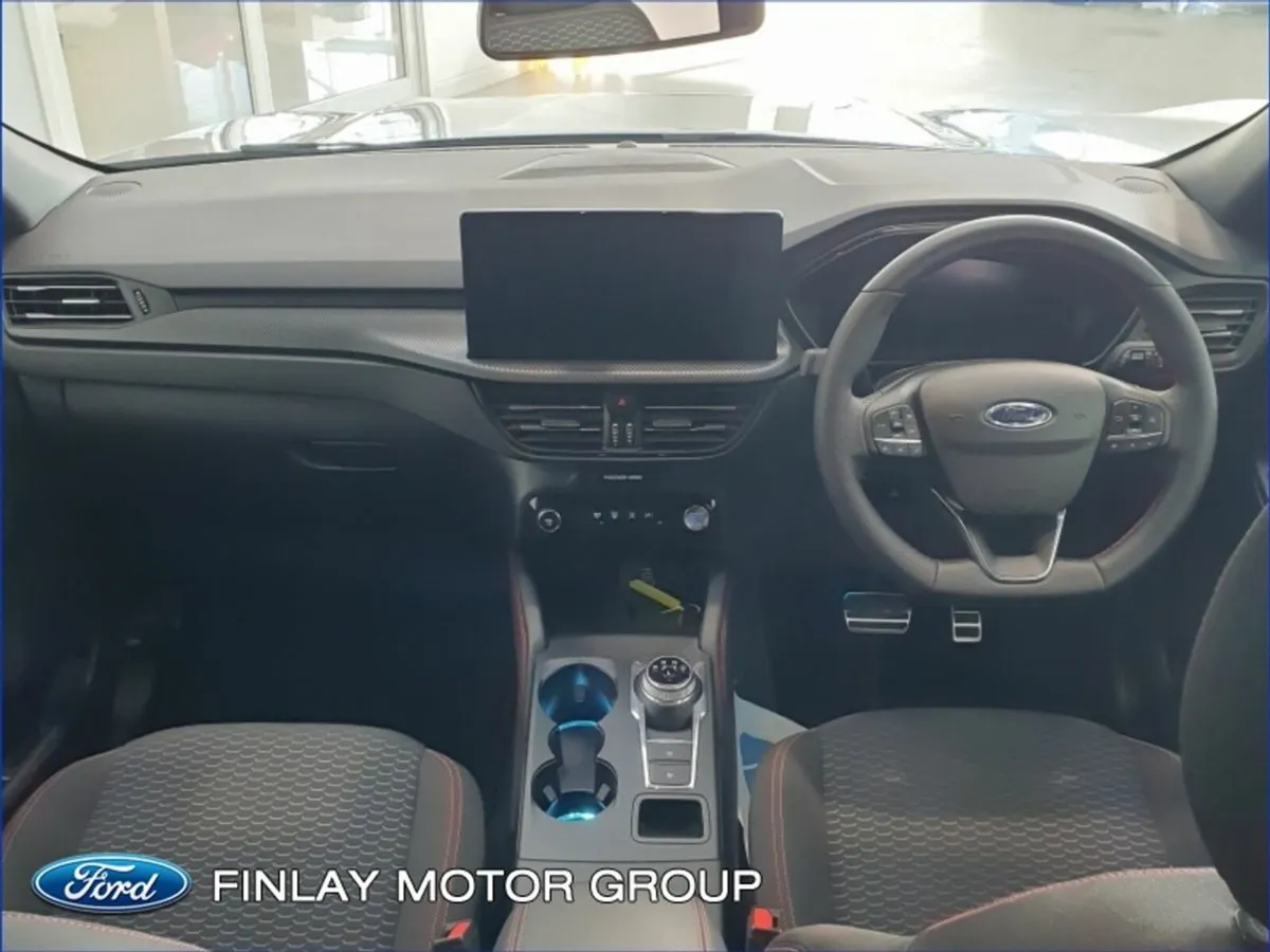 Ford Kuga New Model 2.5 Duratec 243PS PHEV ST-Line - Image 3