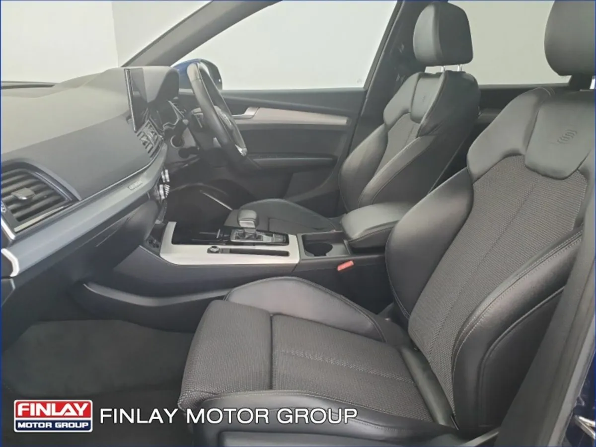 Audi Q5  Q5 S Line Quattro,40TDI 204HP PAN ROOF  H - Image 4