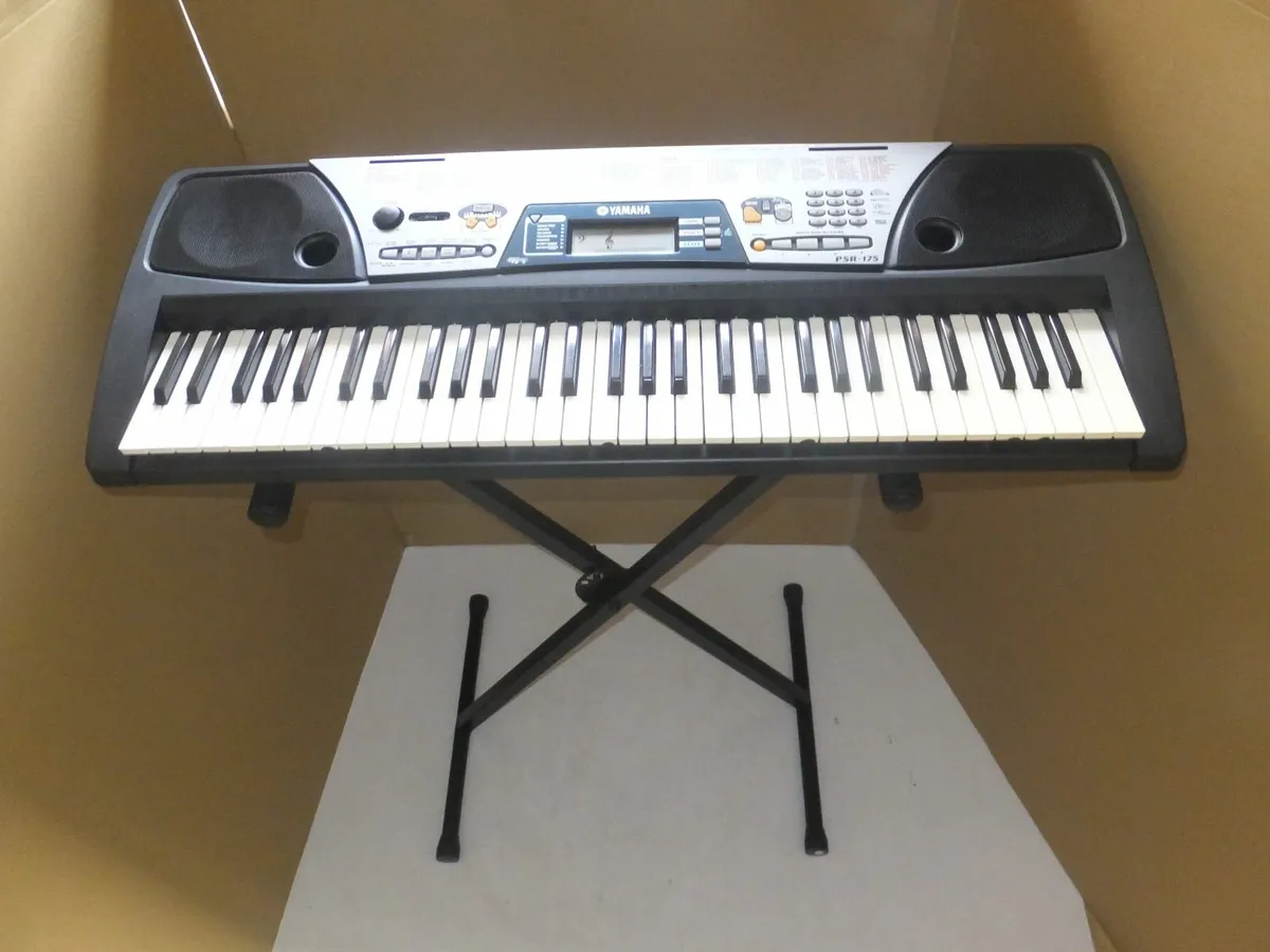 Yamaha portatone music keyboard With stand - Image 1