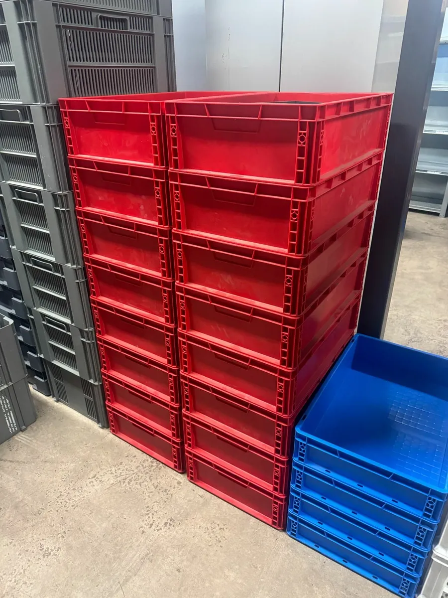Clearance 16x storage boxes