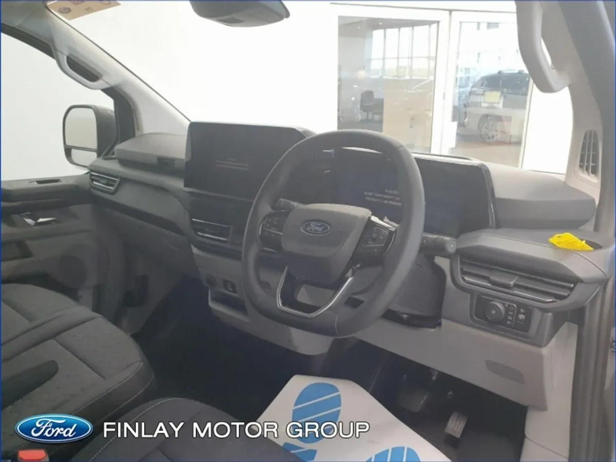 Ford Transit Custom Custom Limited LWB 170ps Auto - Image 3