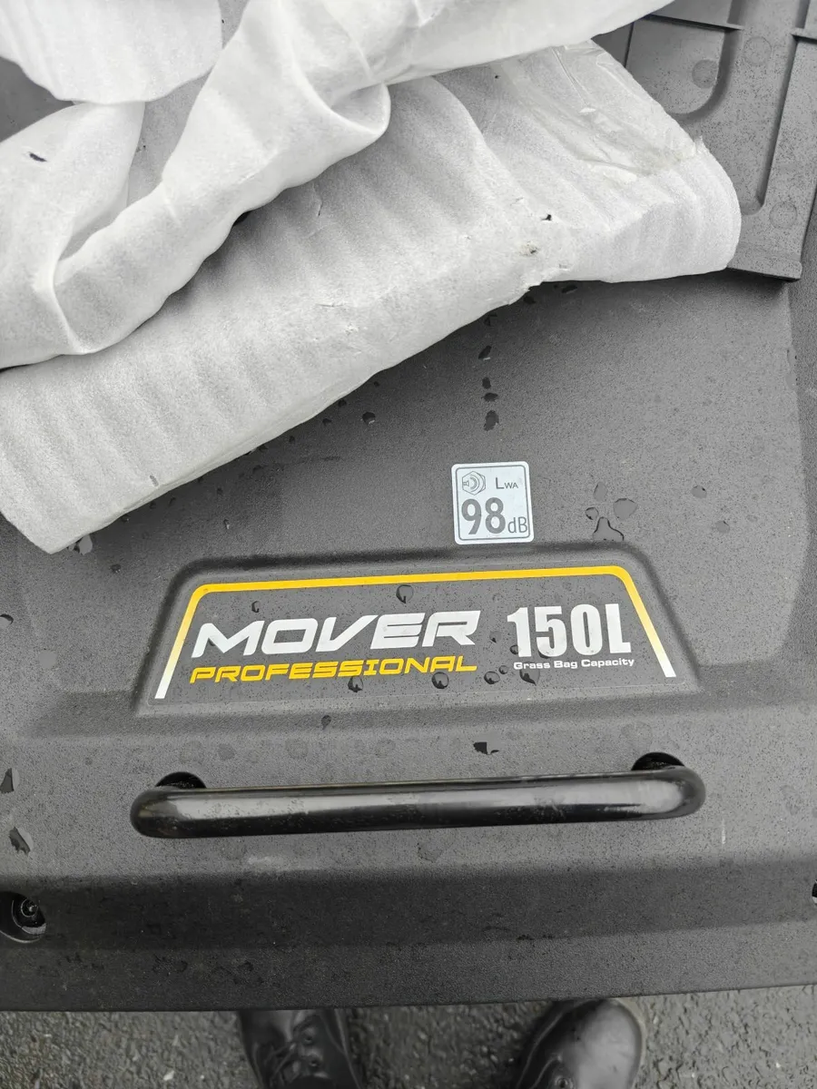 24" SINGLE BLADE TRACTOR - Image 2