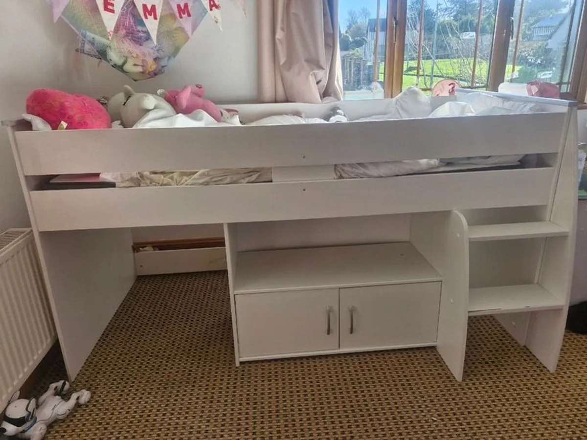 Childs mid sleeper bed - Image 1